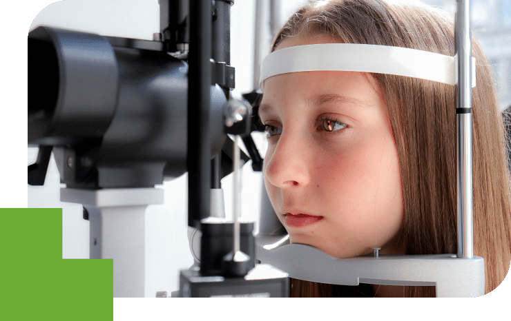 Enfant en rendez-vous ophtalmologique à Liège (Neovision)